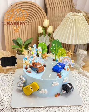 Bánh sinh nhật bé trai ô tô 7