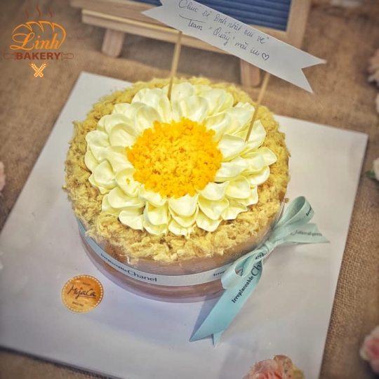 Bánh bông lan trứng muối    
