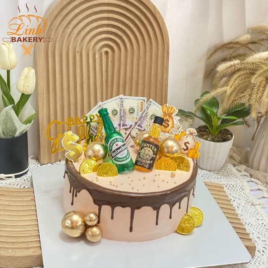 Bánh cho nam dạng bia (1) (1) (1) (1) (1) (1)