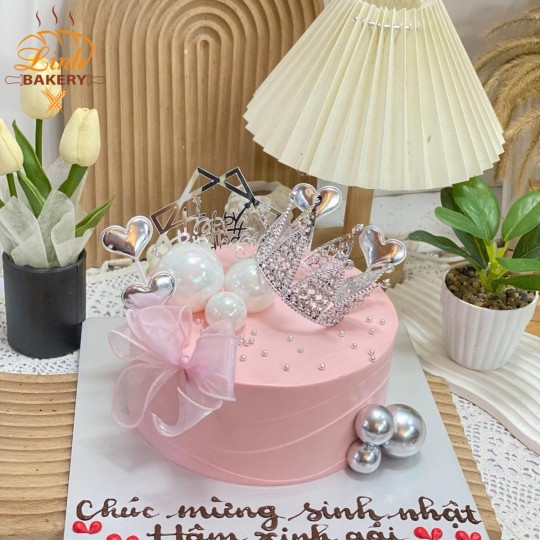 Bánh cho nữ tone hồng 1